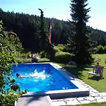 - Elisabeth Apartamento