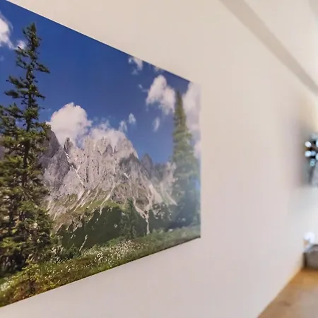 - Elisabeth Apartment